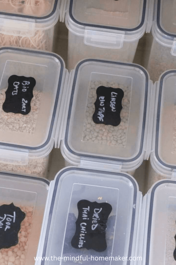 Food pantry organizing