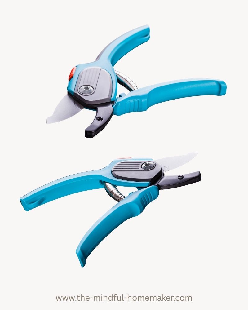 gardening shears