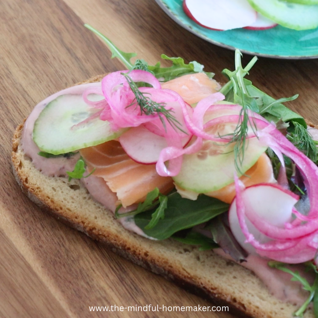 Summer salmon sandwich recipe salmon sandwich sauce