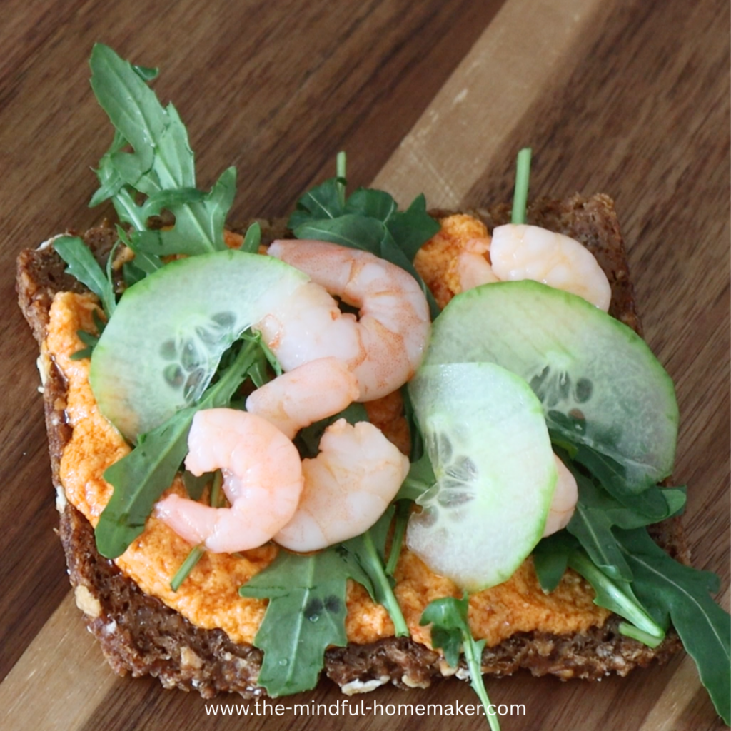 Summer shrimp sandwich roll 
