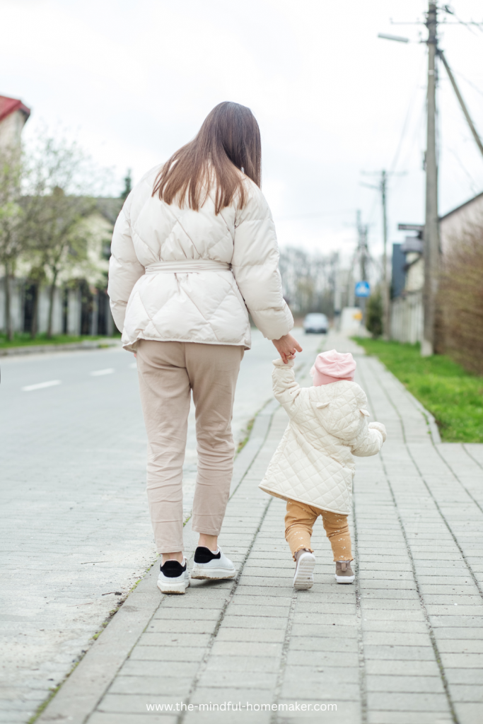7 gentle tips for new mothers who feel overwhelmed how to help new parents from a distance